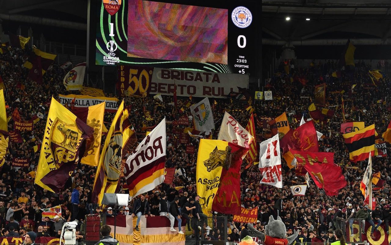 Roma Ufficiale Il Nuovo Sponsor Tecnico