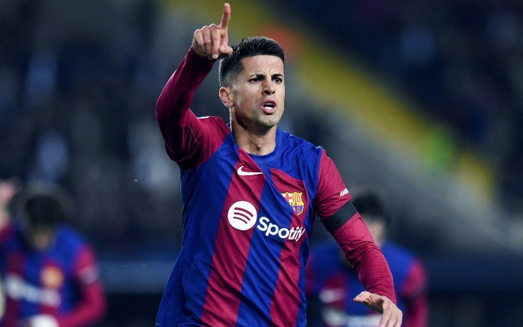 Cancelo rifiuta la Serie A