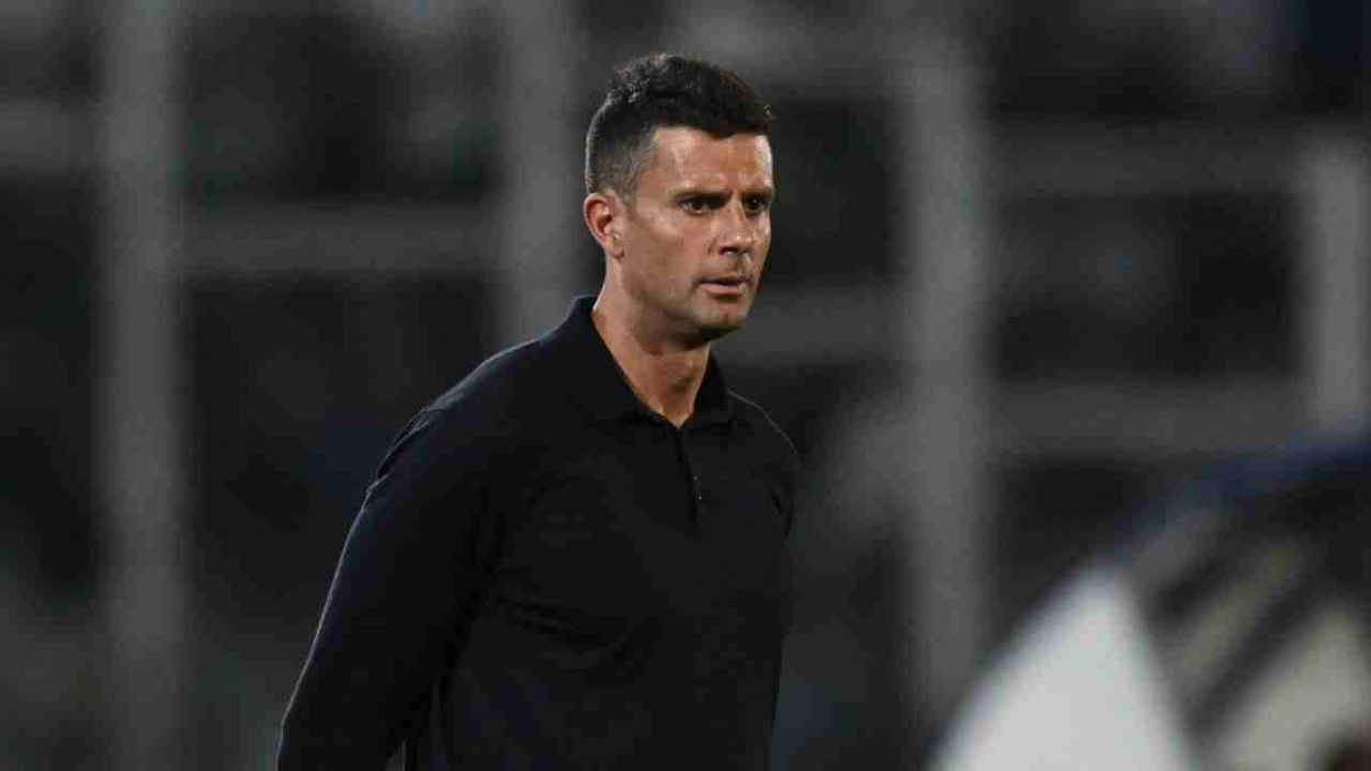 Juve, Thiago Motta sbatte fuori dalla Continassa