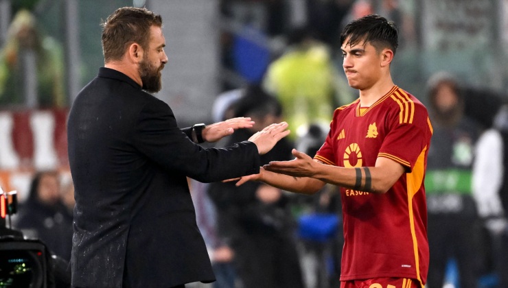 De Rossi schiererà Dybala titolare nella partita della Roma contro il Genoa