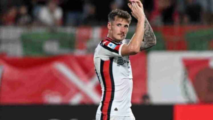 Pinamonti, titolare contro il Milan