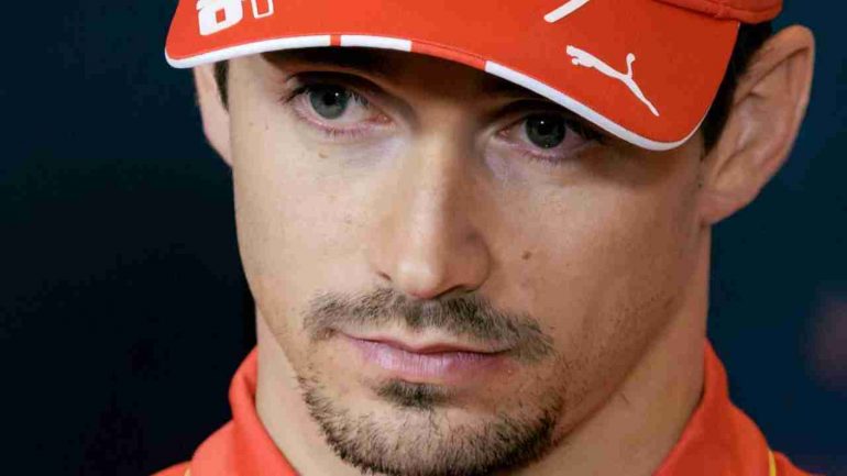 "Sono incinta" | Formula 1, cambia tutto al paddock: il rivale di Leclerc ora ha altro da fare