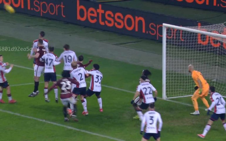 Torino-Genoa, gol di Maripan o autogol di Thorsby? La decisione